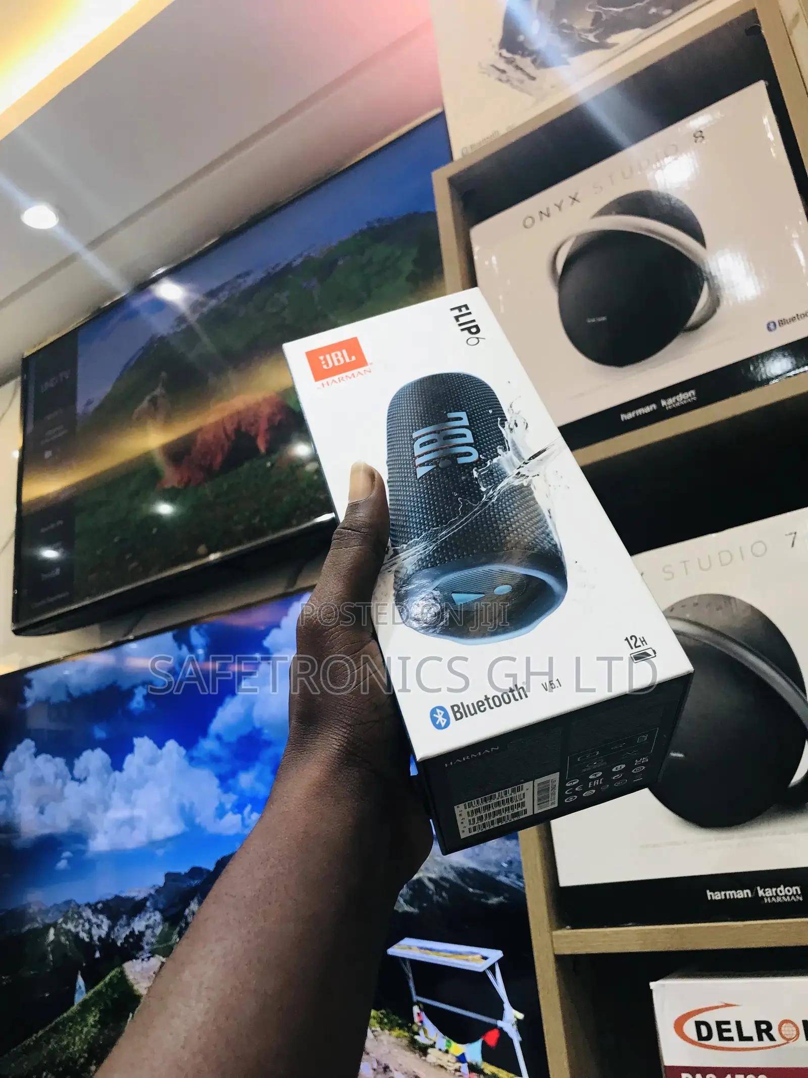 JBL Flip 6 Bluetooth Wireless Electric Black Speaker