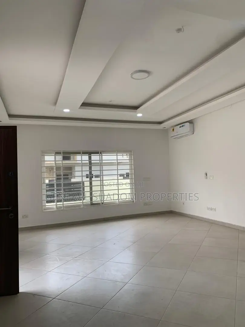 4bdrm Duplex in Suadom Properties, Spintex for rent
