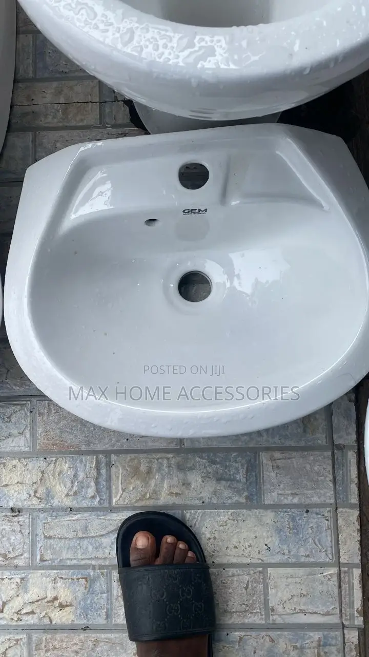 Rectangular Wall Hang Basin