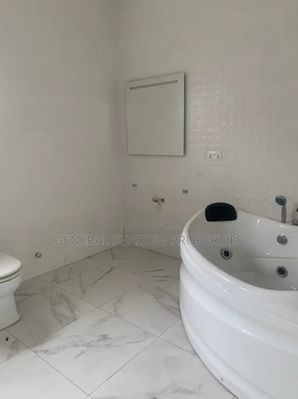 4bdrm Duplex in Suadom Properties, Spintex for rent