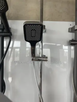 Huma Chrome Shower