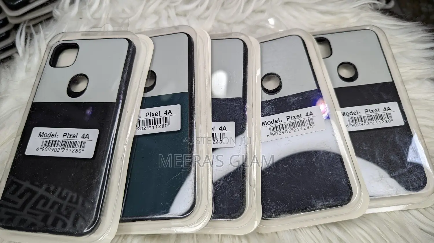 Pixel Cover 4xl