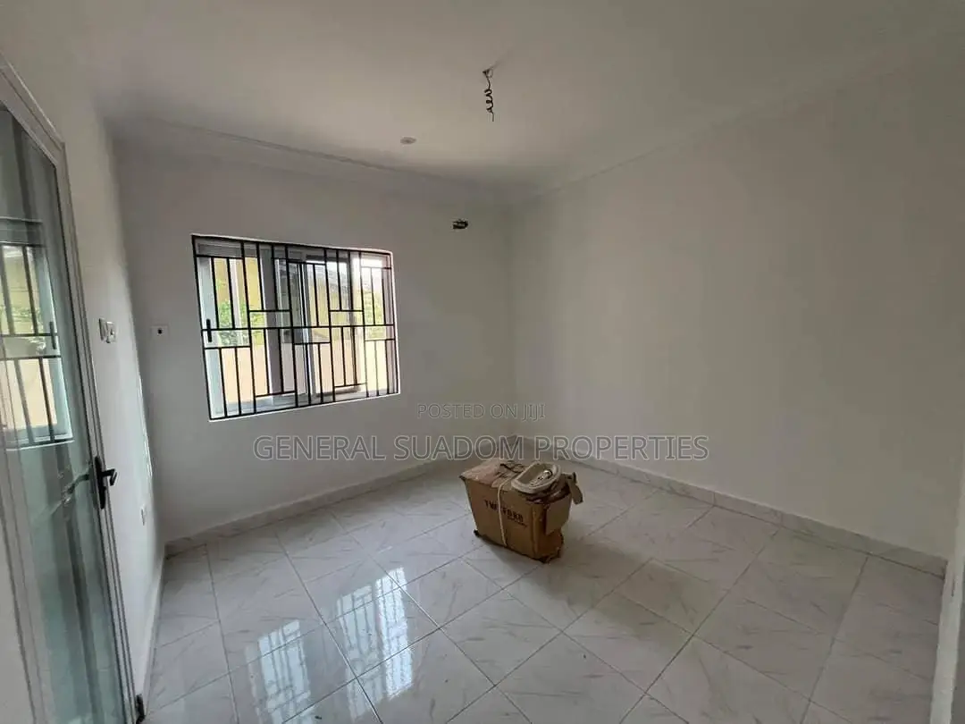 3bdrm Duplex in Suadom Properties, Baatsona Total for rent