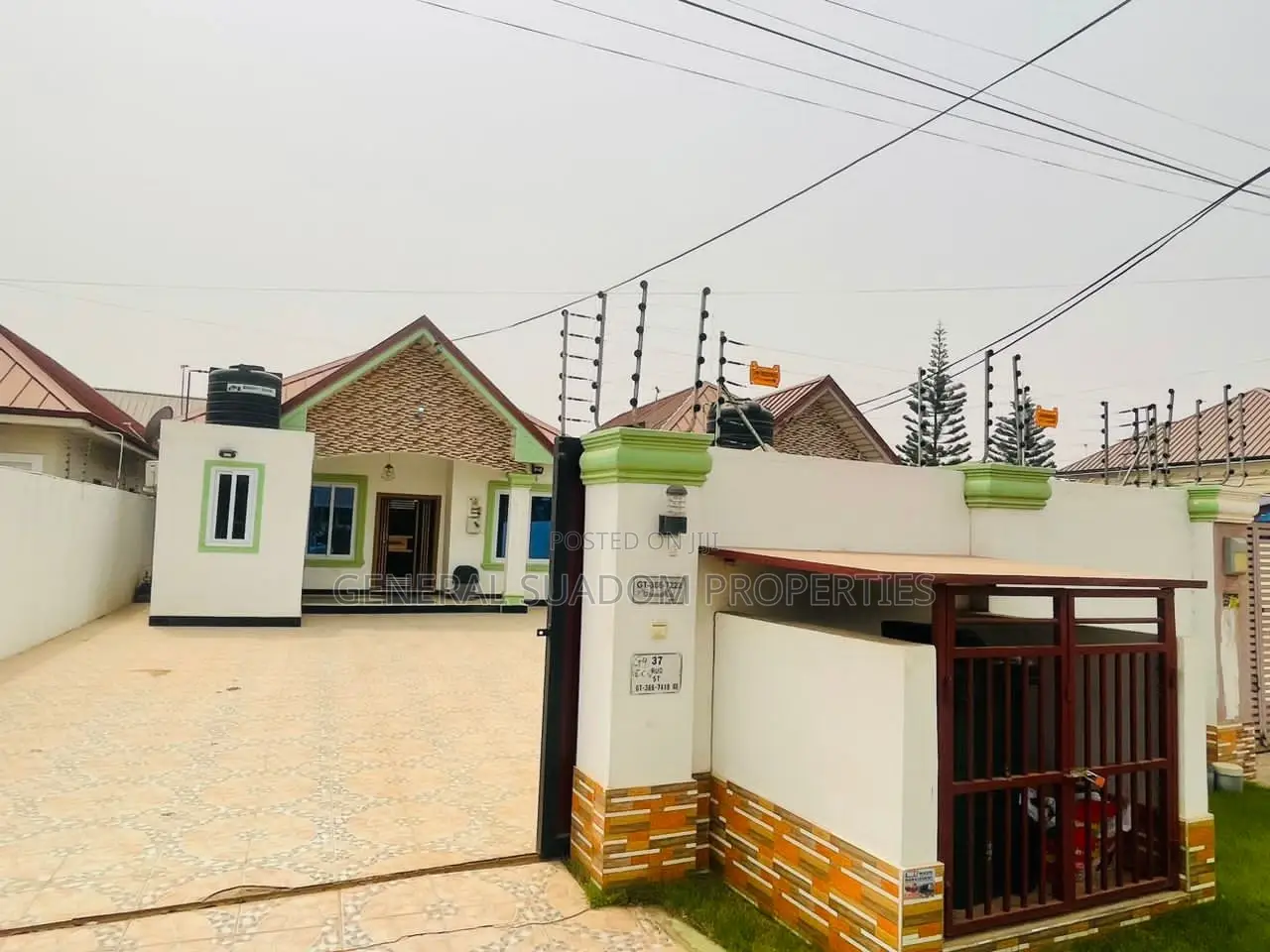 3bdrm House in Suadom Properties, Baatsona Total for rent