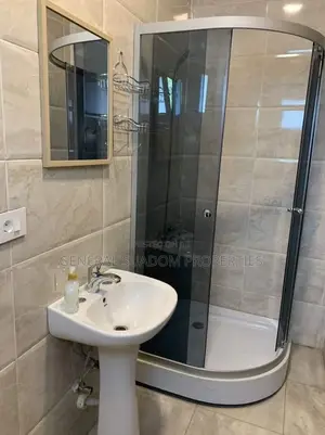 4bdrm Duplex in Suadom Properties, Baatsona Total for rent
