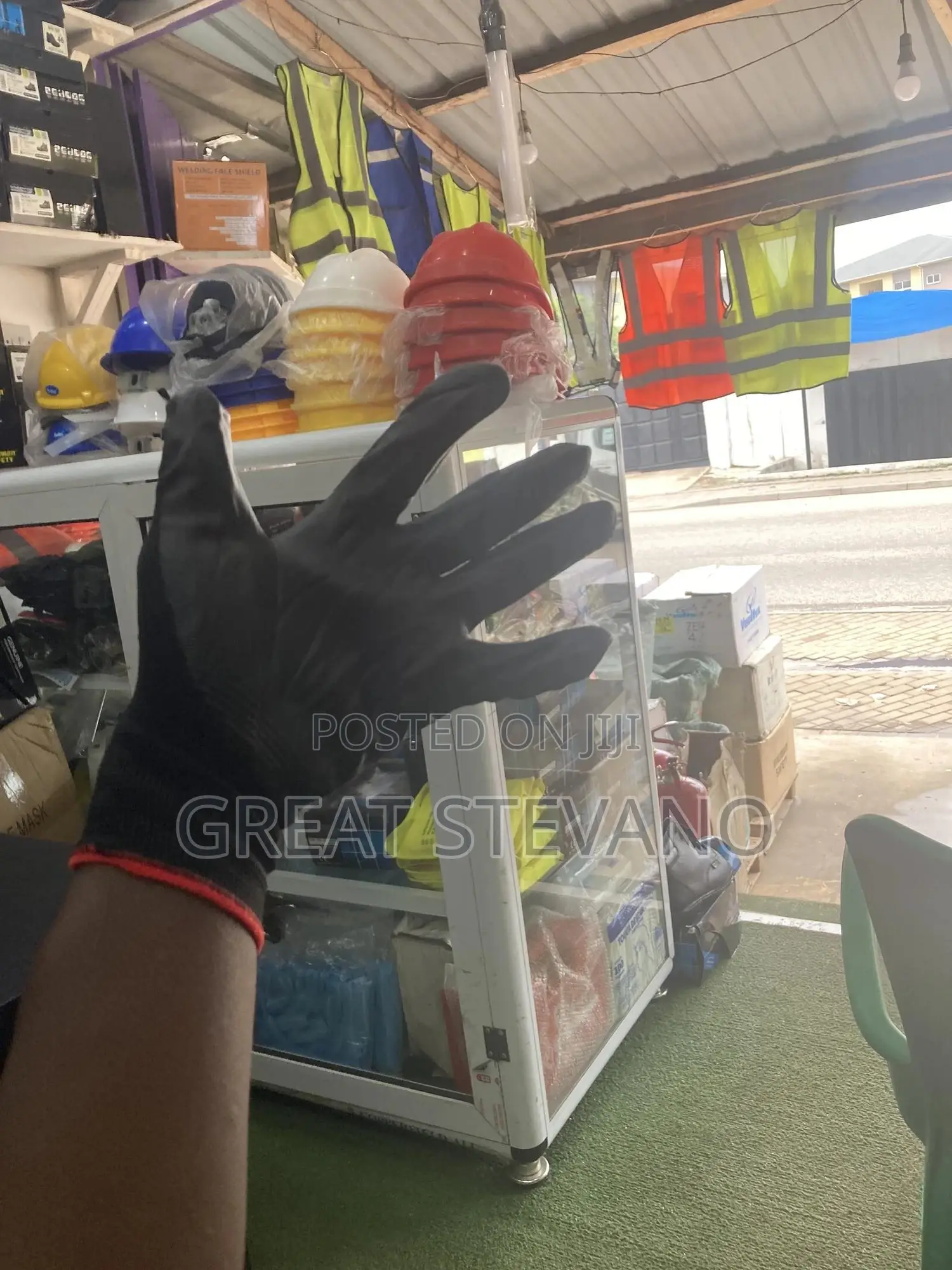 Mechanical Hand Gloves