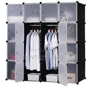 20 Cubes Plastic Wardrobe
