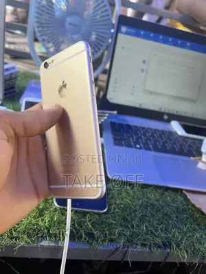 Apple iPhone 6 16 GB Gold