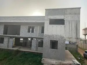 4bdrm House in Adjiringanor, Bawaleshie for sale