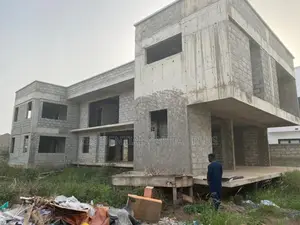 4bdrm House in Adjiringanor, Bawaleshie for sale