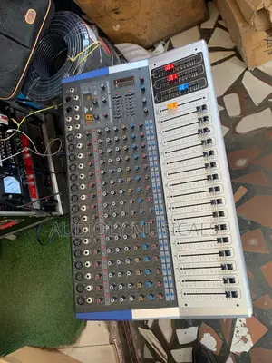Yamaha Kv160 16channel Powered Mixer With Bluetooth-2000watt