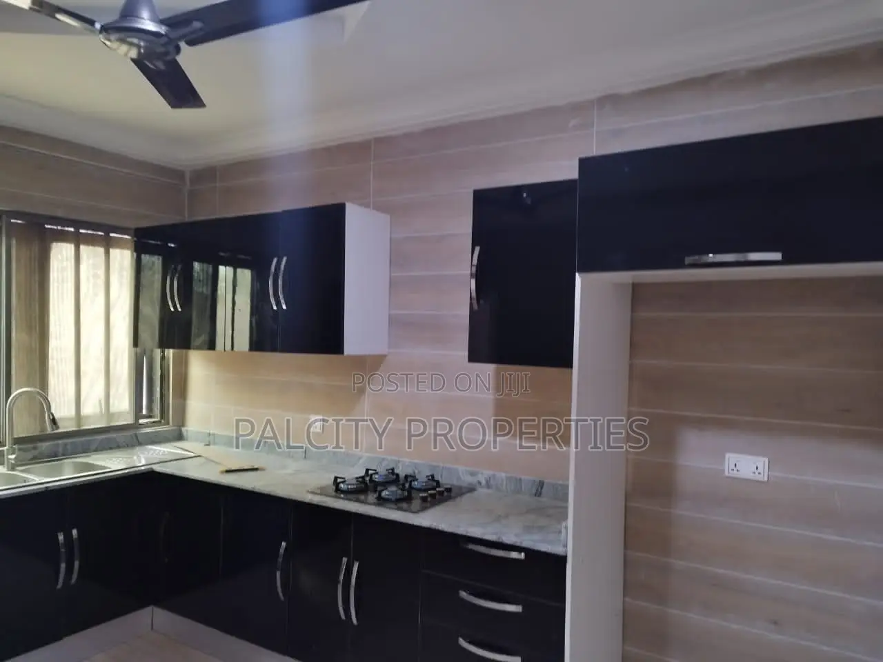 4bdrm House in Patasi Agric, Kumasi Metropolitan for sale