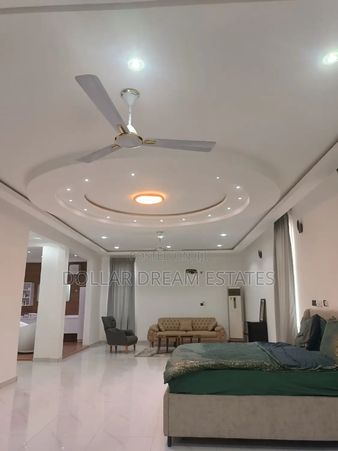 6bdrm House in East Legon for sale