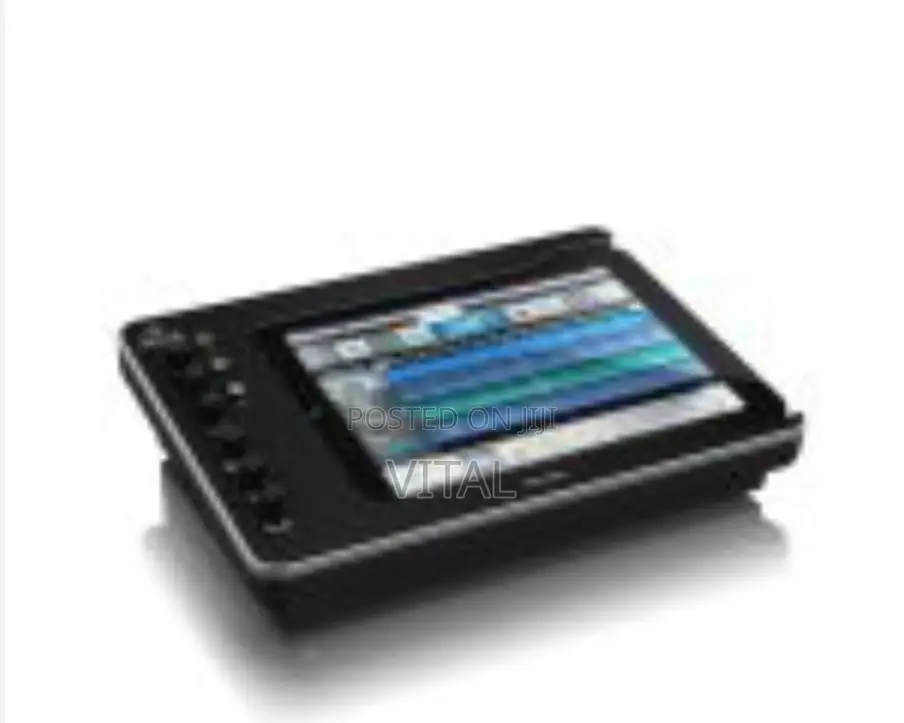 Mobile Studio Behringer Is202