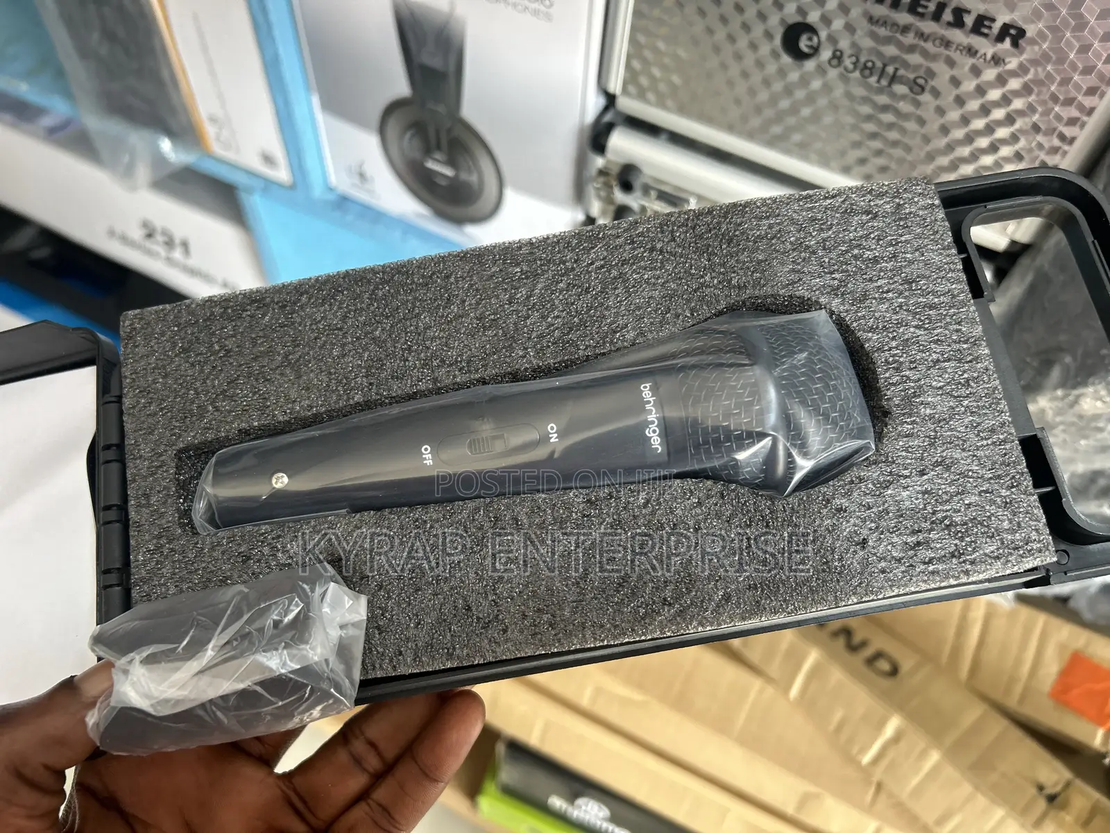 BEHRINGER Ultra Voice Xm8500s