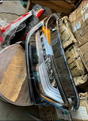 Dealer in All Kinds of Car Headlights and Taillights