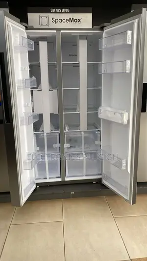 Samsung 647 Litres Side by Side Refrigerator