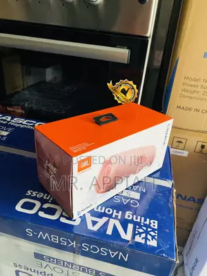Quality JBL Charge 5 Bluetooth Speaker + 20hour Play Time