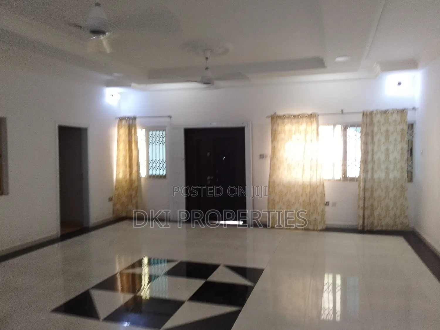 4bdrm House in Dki Properties, Valley View Area for sale