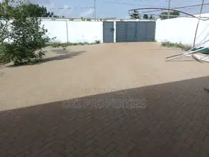 4bdrm House in Dki Properties, Valley View Area for sale