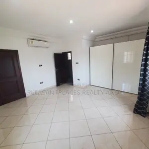 2bdrm Apartment in Pleasantplaces, Adjiriganor for rent