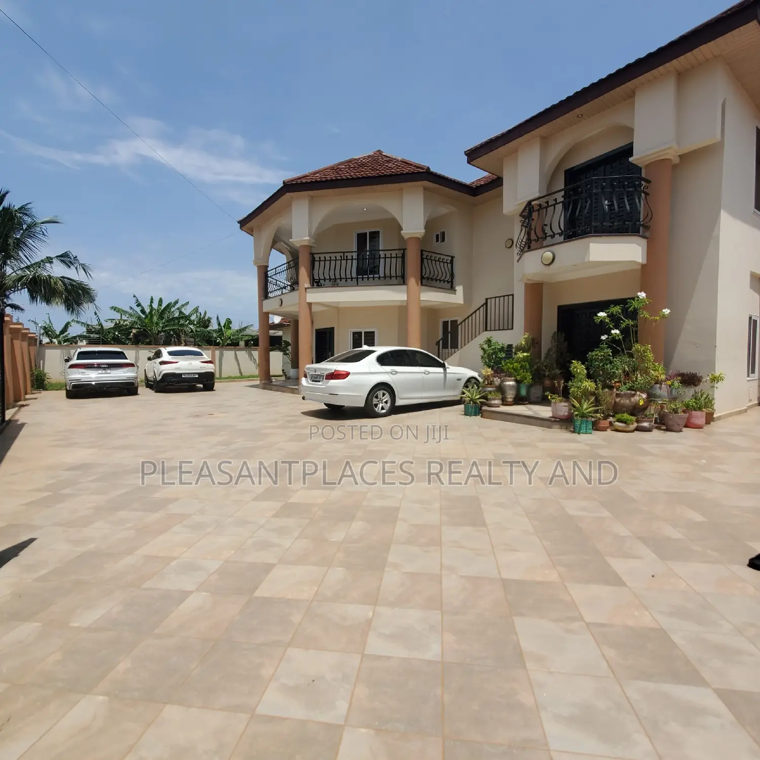 2bdrm Apartment in Pleasantplaces, Adjiriganor for rent