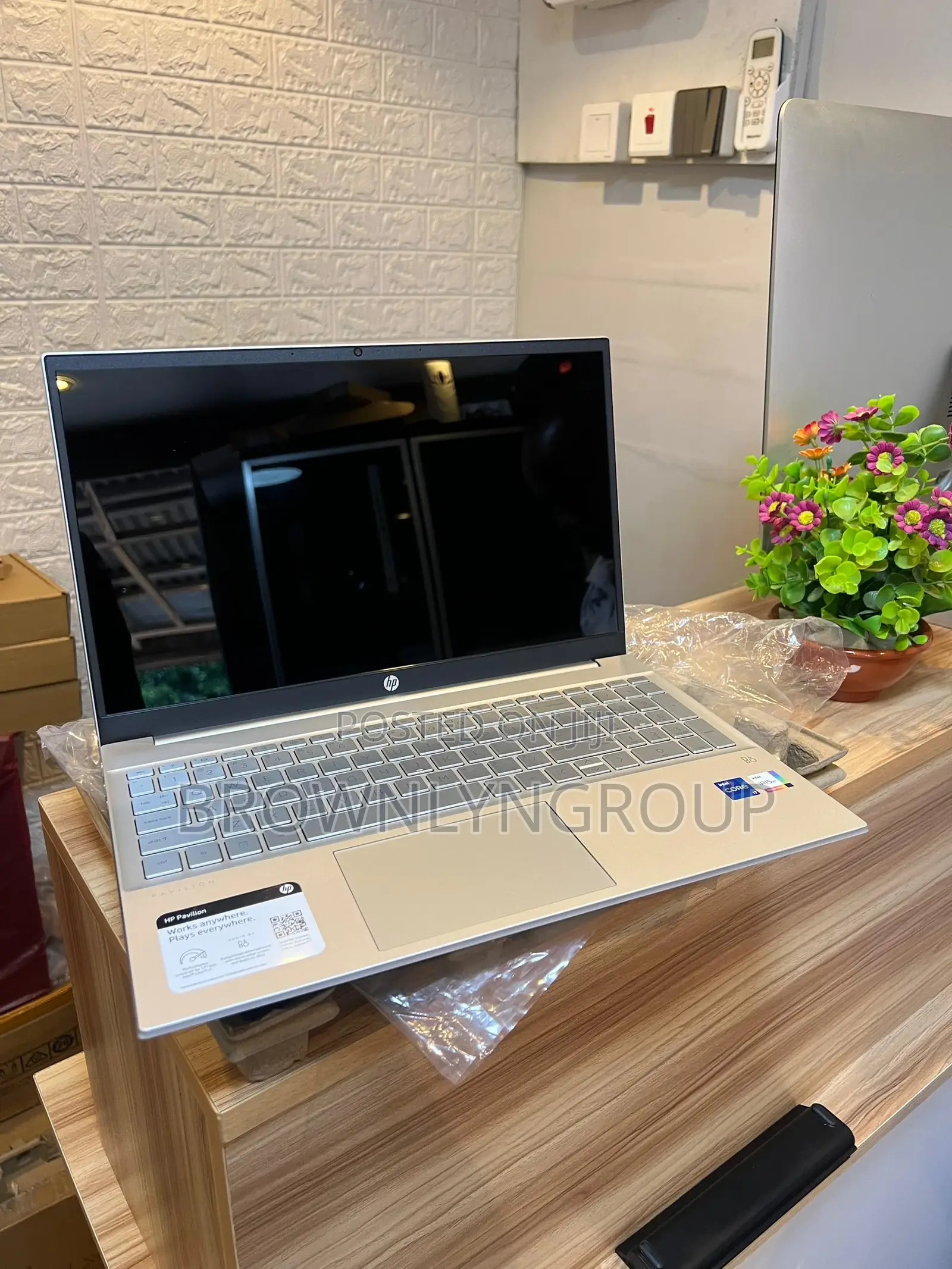 New Laptop HP Pavilion 15 16GB Intel Core I7 SSHD (Hybrid) 512GB