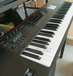 Roland Xps-30 Expandable Synthesizer Keyboard Instruments