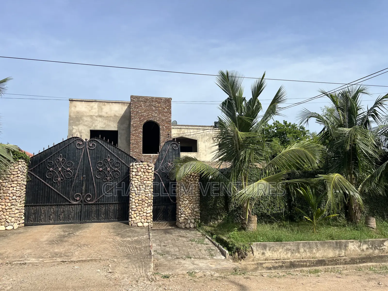 6bdrm House in Charclem Ventures, Dome for sale