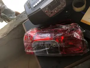 Nissan Navara 2008-2012 Taillights