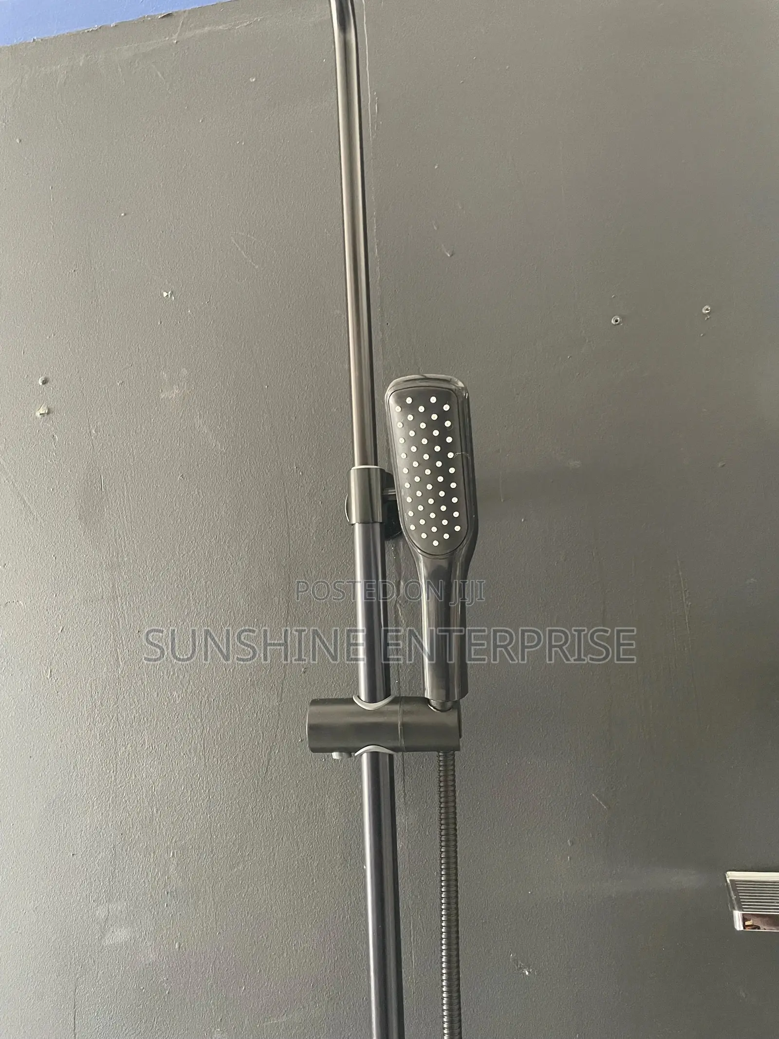 All Black Frencia Bathroom Shower