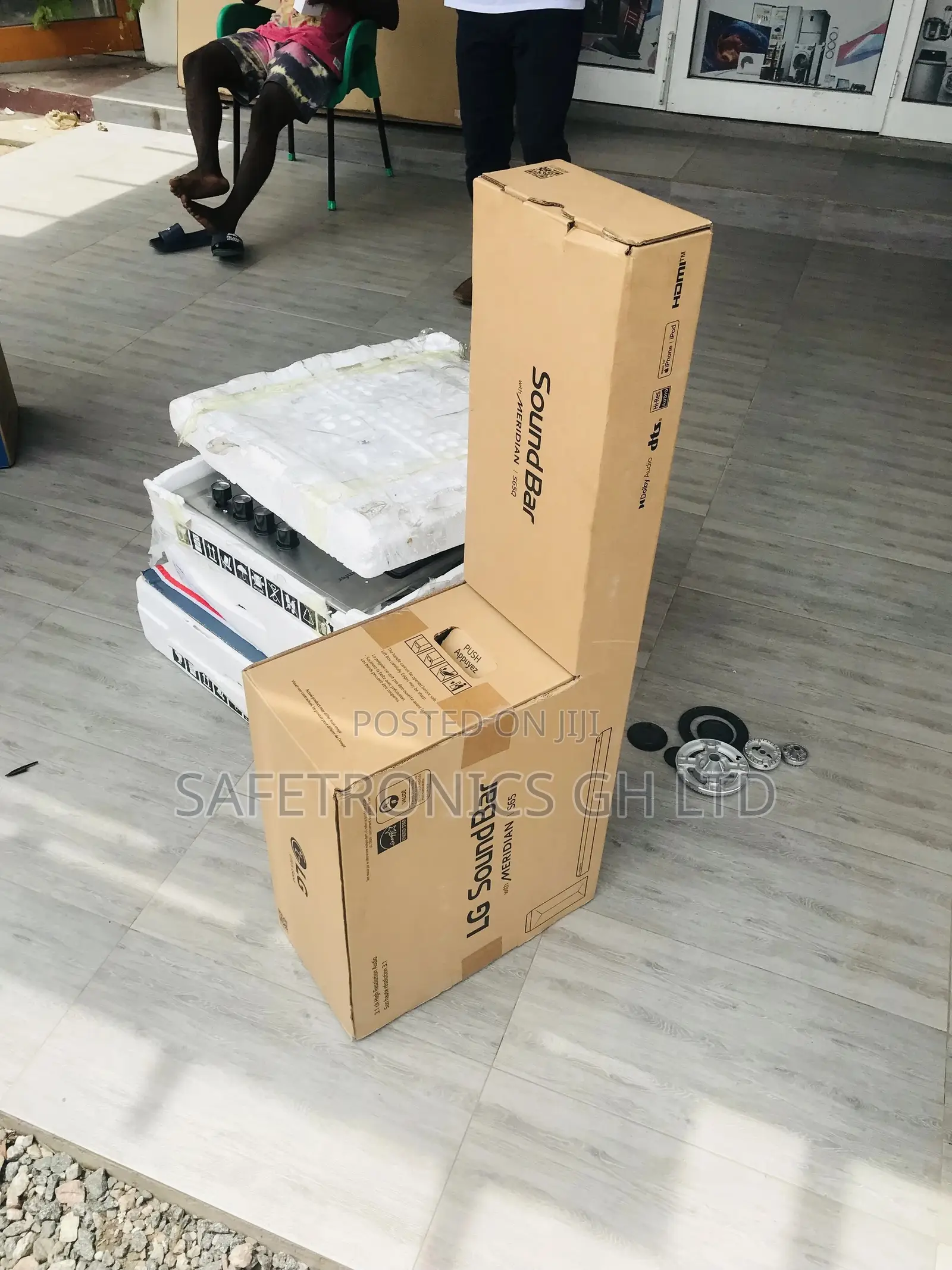 Black Wireless LG Bluetooth Electric S65Q Soundbar
