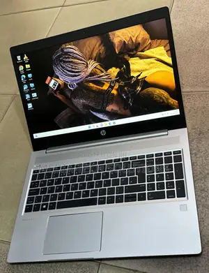 Laptop HP ProBook 455 8GB AMD Ryzen 5 SSD 256GB