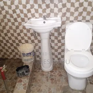 1bdrm Apartment in Ajololo Estate, Dansoman for rent