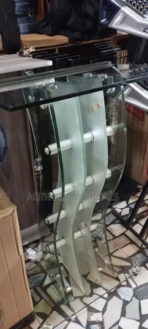 Classic Glass Pulpit