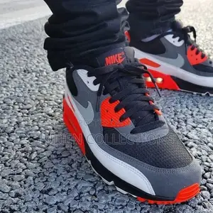 Nike Air Max 90
