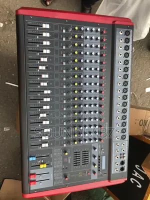 Yamaha BIX-1600 16channel Powered Mixer With USB, BT