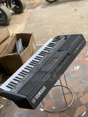 Yamaha Psrsx600 Arranger Workstation Keyboard,Black