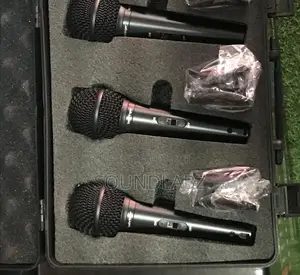 Behringer Xm1800s Ultravoice Vocal Dynamic Microphones