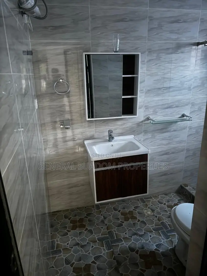 3bdrm House in Suadom Properties, Baatsona Total for rent