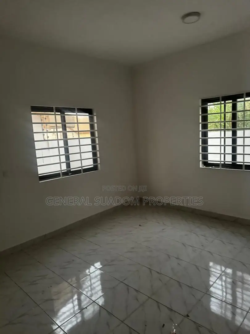3bdrm House in Suadom Properties, Baatsona Total for rent