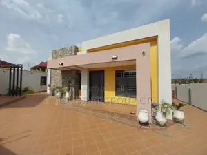 Furnished 4bdrm House in Top-Boat Estate, Kumasi Metropolitan for sale