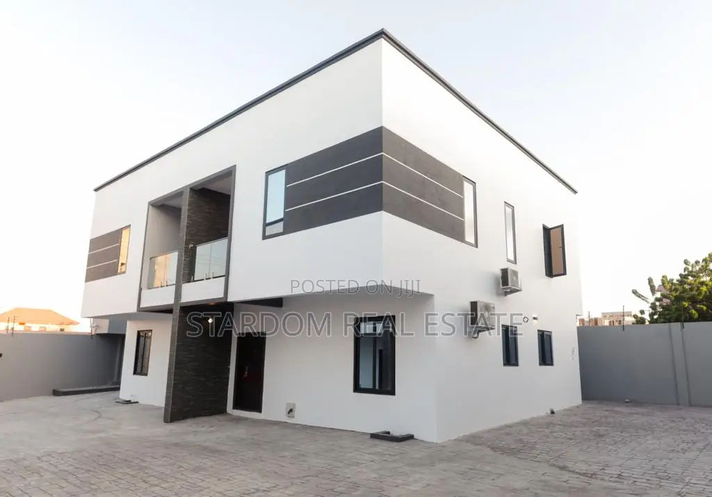 2bdrm Townhouse / Terrace in East Legon for rent