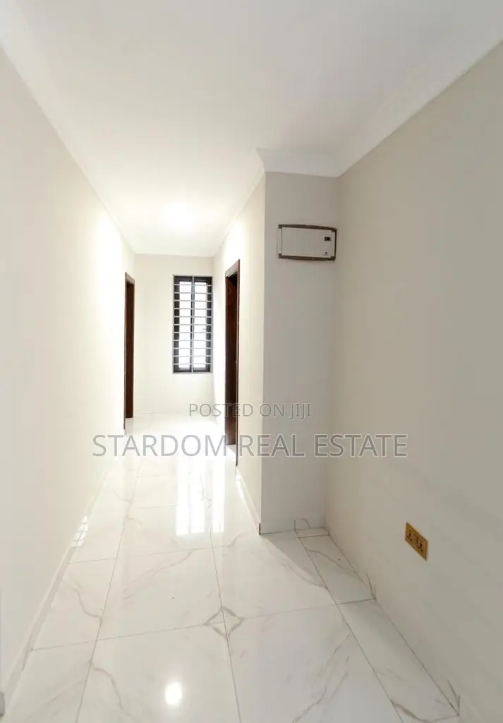 2bdrm Townhouse / Terrace in East Legon for rent