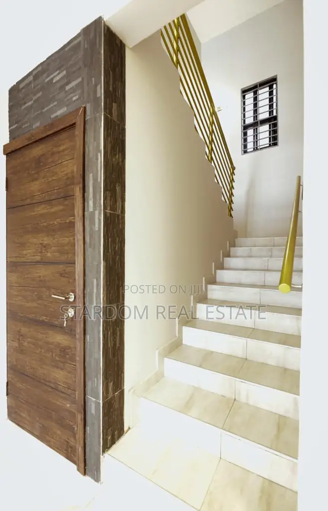 2bdrm Townhouse / Terrace in East Legon for rent