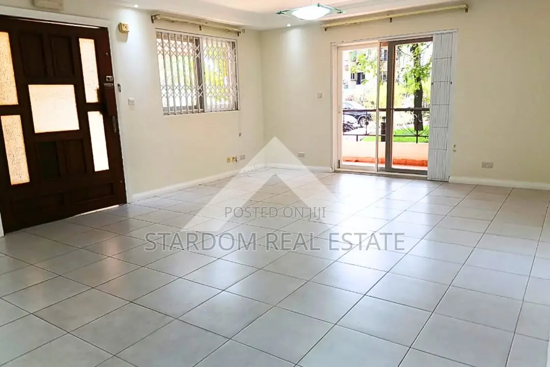 3bdrm Apartment in Ridge for rent