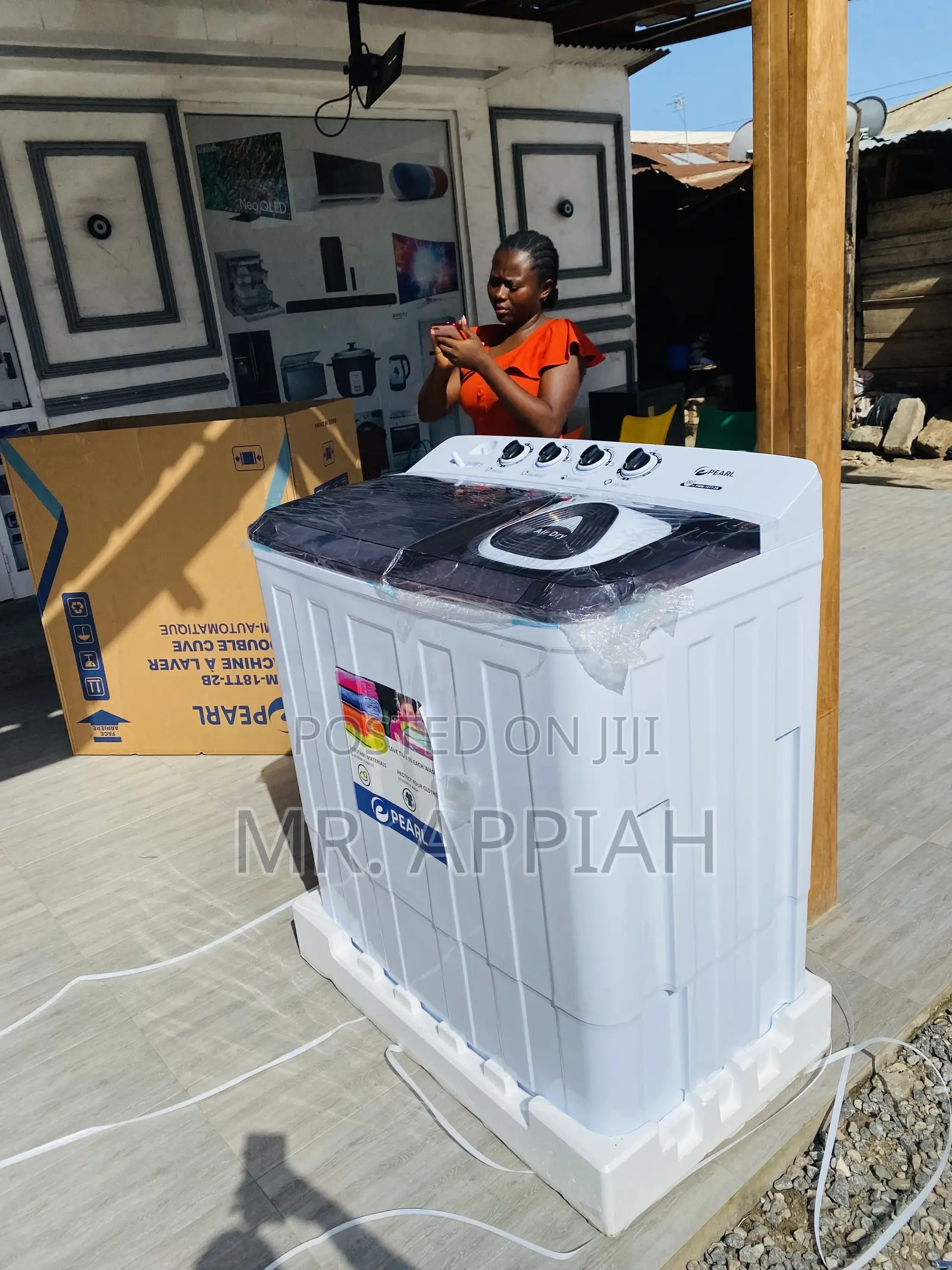 18kg Semi-Automatic Pearl Washing Machine With Spin/Dry 
