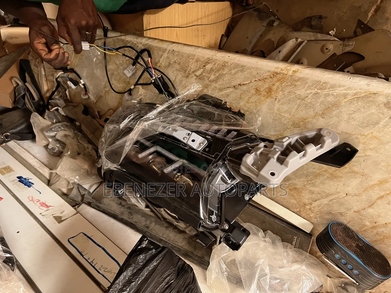 Toyota Land Cruiser 2016 - 2019 Lexus Design Led Headlights