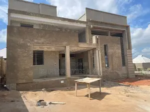 6bdrm Mansion in B2 Properties Agency, Kumasi Metropolitan for sale