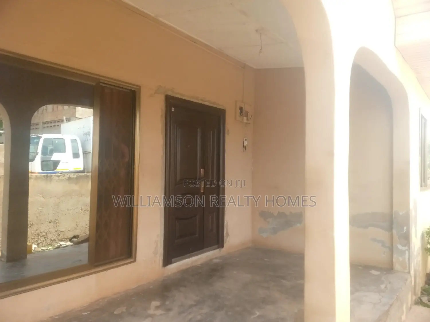 1bdrm Apartment in Community 18 Area, Spintex for rent
